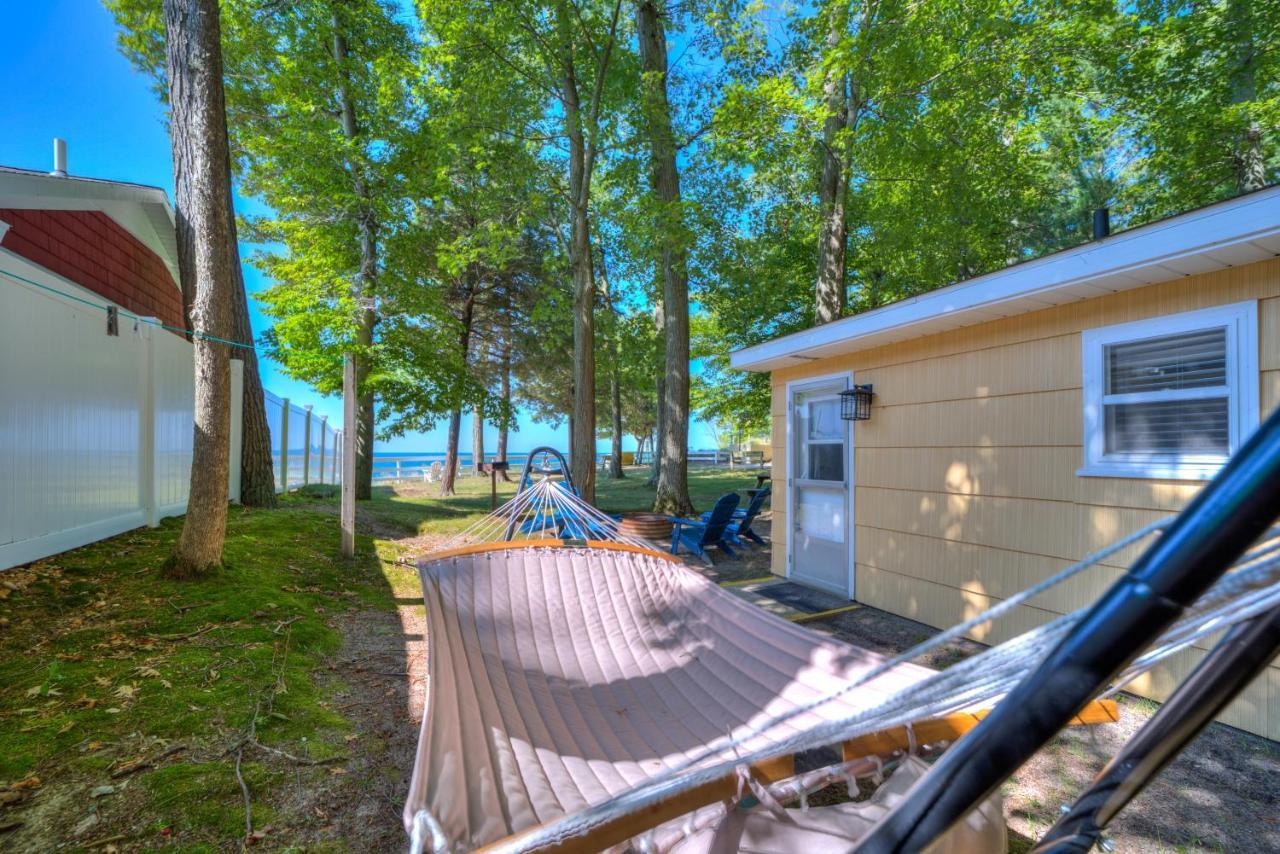 Scenic Drive Resort Muskegon Buitenkant foto